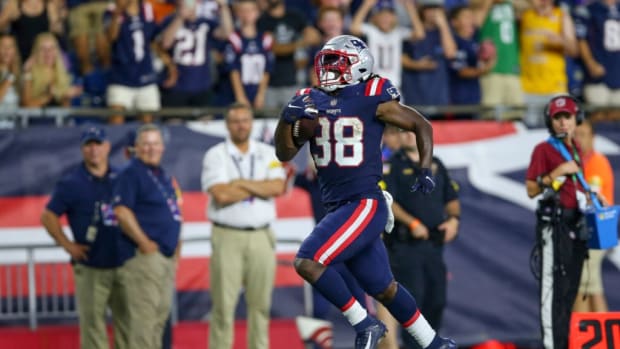 Patriots RB Rhamondre Stevenson